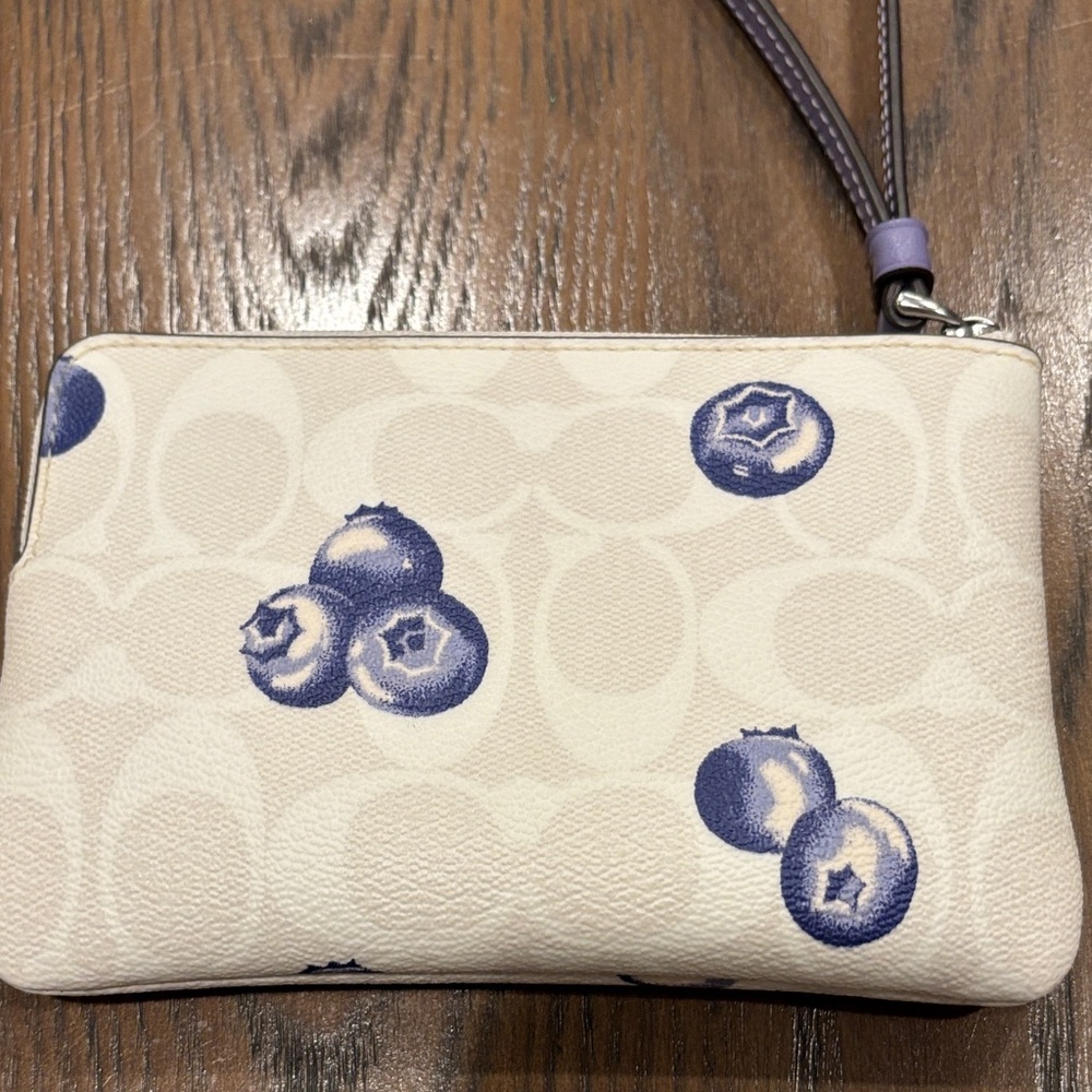 Coach Cream Wristlet with Blueberry Print and Purple Strap Limited Edition - Picture 4 of 5